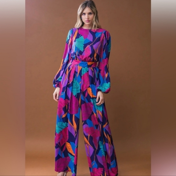 Flying Tomato Vibrant Leaf Dare To Take The Woven Jumpsuit - Picture 3 of 6